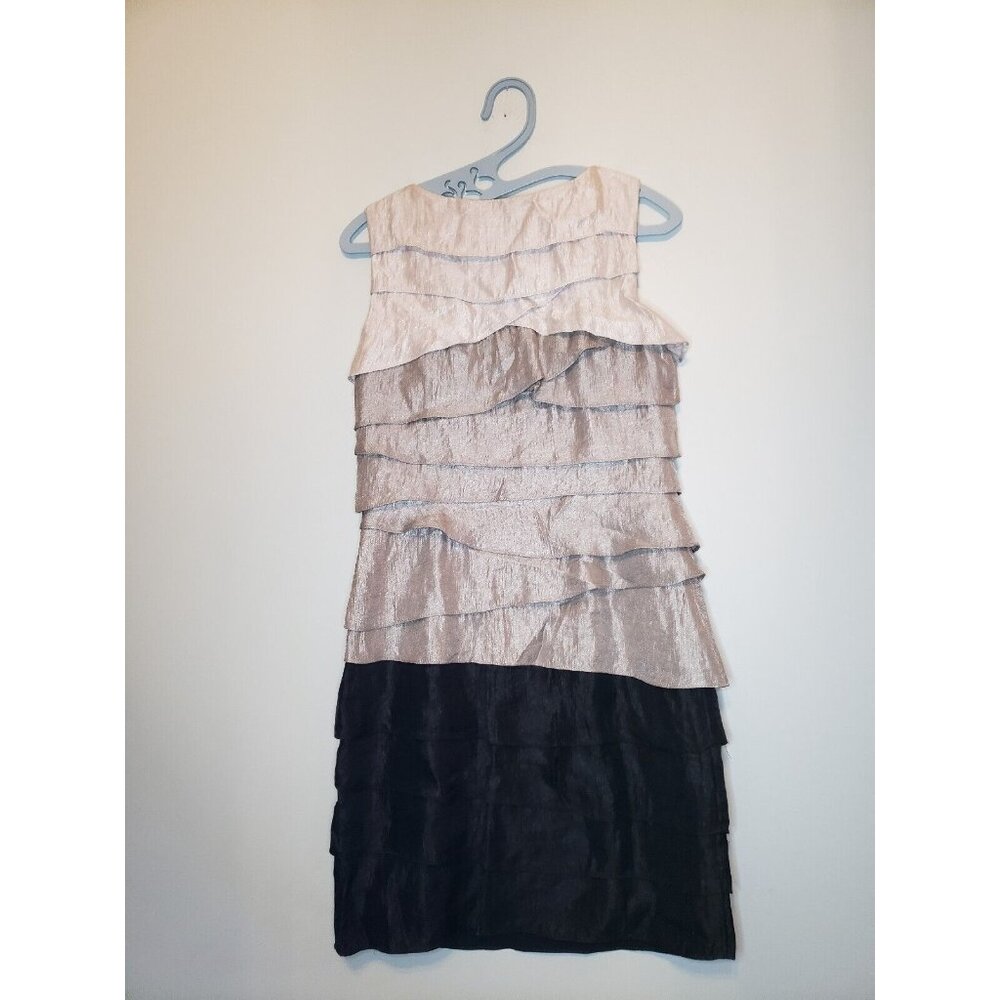 London Times Dress Women 4 Silver Black Ruffled Sheath Sleeveless Knee Length - Picture 2 of 6